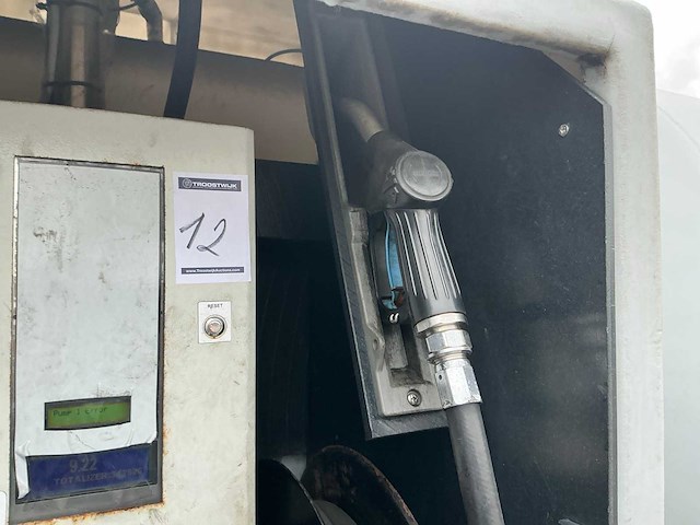 Bluebox adblue tank met pompinstallatie - afbeelding 5 van  6