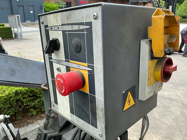 Blueline by mep ph 211-1 metalen horizontale bandzaagmachine - afbeelding 5 van  9