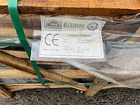 Bluestone tumbled premium natuursteen tuintegel ca. 54m2 - afbeelding 3 van  5