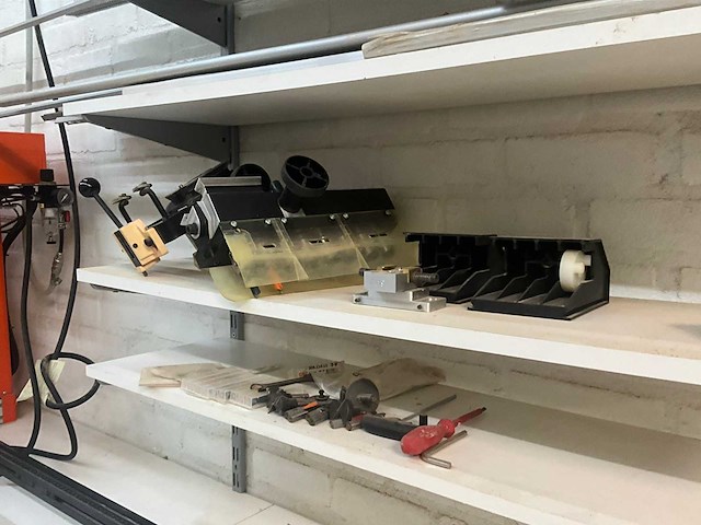 Blum minipress pro boormachine - afbeelding 10 van  19