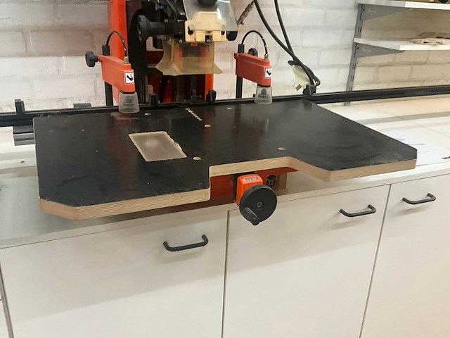 Blum minipress pro boormachine - afbeelding 19 van  19