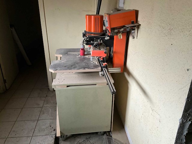 Blum minipress pro drilling hardware scharnierdeuren - afbeelding 5 van  12