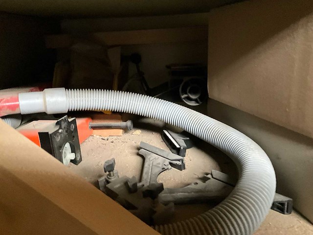 Blum minipress pro drilling hardware scharnierdeuren - afbeelding 9 van  12