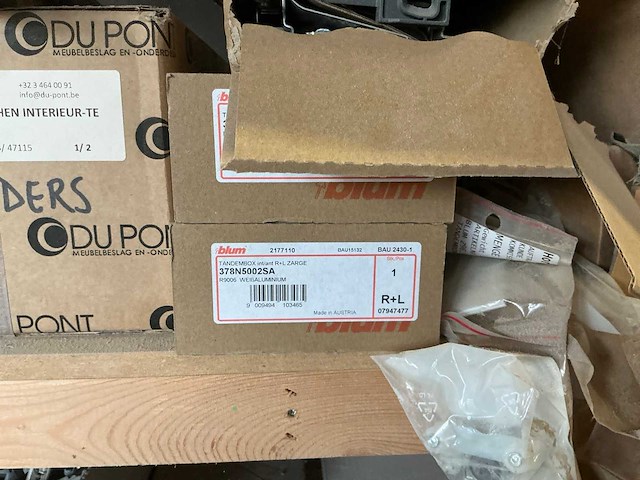 Blum partij scharnieren, schuifgeleiders en toebehoren - afbeelding 7 van  21