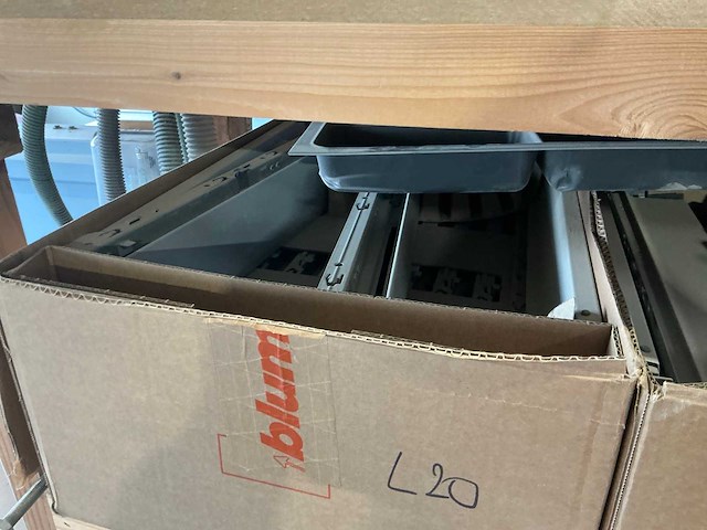 Blum partij scharnieren, schuifgeleiders en toebehoren - afbeelding 9 van  21