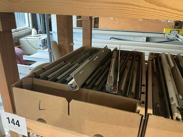 Blum partij scharnieren, schuifgeleiders en toebehoren - afbeelding 10 van  21