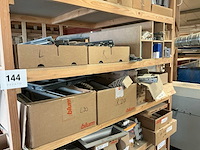 Blum partij scharnieren, schuifgeleiders en toebehoren - afbeelding 17 van  21