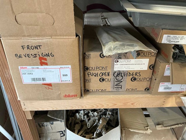 Blum partij scharnieren, schuifgeleiders en toebehoren - afbeelding 19 van  21