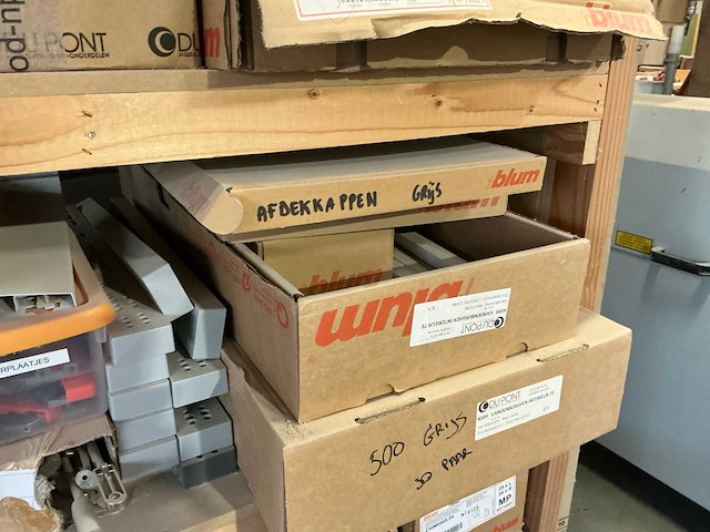 Blum partij scharnieren, schuifgeleiders en toebehoren - afbeelding 21 van  21