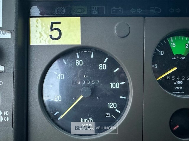 Bluswagen a116 mercedes - afbeelding 18 van  34