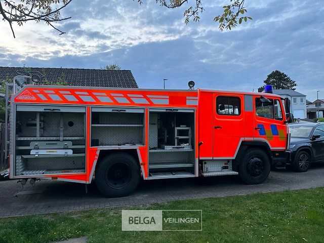 Bluswagen a116 mercedes - afbeelding 6 van  34