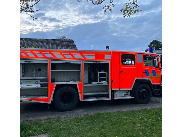 Bluswagen a116 mercedes