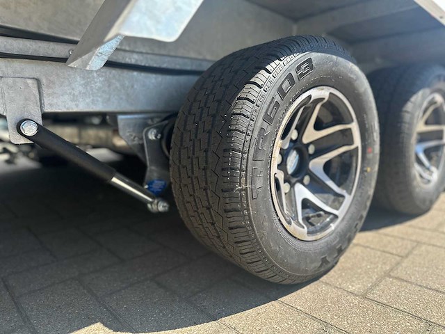 Blyss - monte carlo deluxe - dh - closed car transporter - 2025 - afbeelding 8 van  21