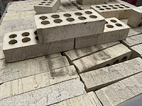 Bmb pallet bakstenen - afbeelding 2 van  3