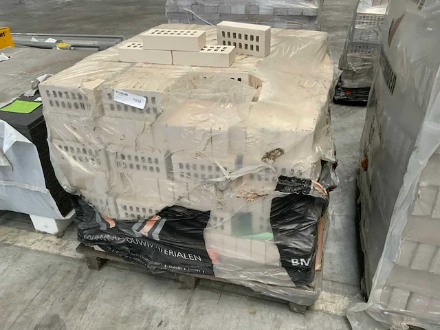 Bmb pallet bouwstenen - afbeelding 1 van  4