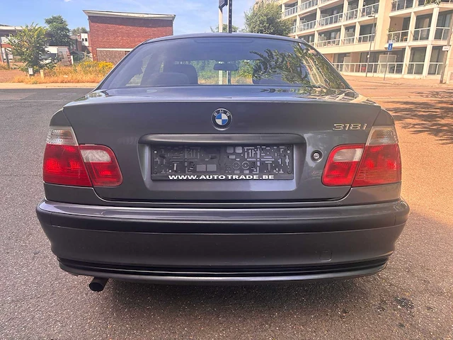 Bmw - 2000 - 318i - 318i - personenauto - afbeelding 14 van  14