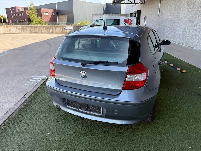 Bmw - 2004 - 116 - 116 - personenauto - afbeelding 8 van  27