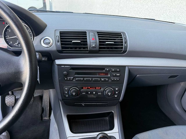 Bmw - 2004 - 116 - 116 - personenauto - afbeelding 18 van  27
