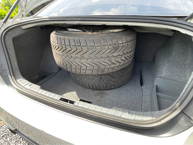 Bmw - 2005 - 325i - afbeelding 9 van  22
