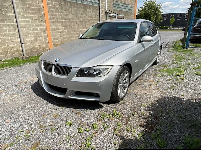Bmw - 2005 - 325i - afbeelding 1 van  22