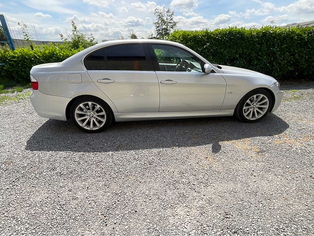 Bmw - 2005 - 325i - afbeelding 19 van  22