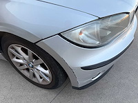 Bmw - 2006 - 118 - - personenauto - afbeelding 7 van  26