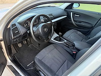 Bmw - 2006 - 118 - - personenauto - afbeelding 10 van  26