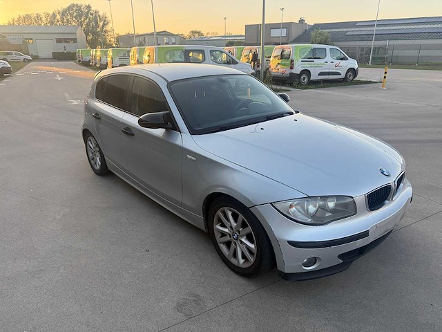 Bmw - 2006 - 118 - - personenauto - afbeelding 12 van  14