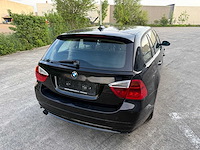 Bmw - 2006 - 318 - benzine - personenauto - afbeelding 7 van  30