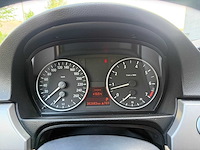 Bmw - 2006 - 318 - benzine - personenauto - afbeelding 20 van  30