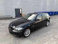 Bmw - 2006 - 318 - benzine - personenauto - afbeelding 12 van  30