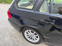 Bmw - 2006 - 318 - benzine - personenauto - afbeelding 2 van  18
