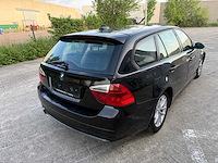 Bmw - 2006 - 318 - benzine - personenauto - afbeelding 3 van  18