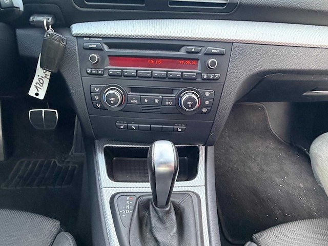 Bmw - 2007 - 120i m-pack - personenauto - afbeelding 10 van  13