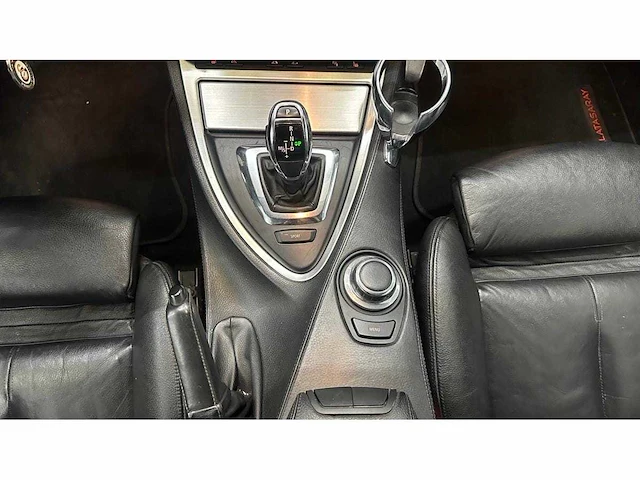 Bmw - 2007 - 6 - personenauto - afbeelding 8 van  26