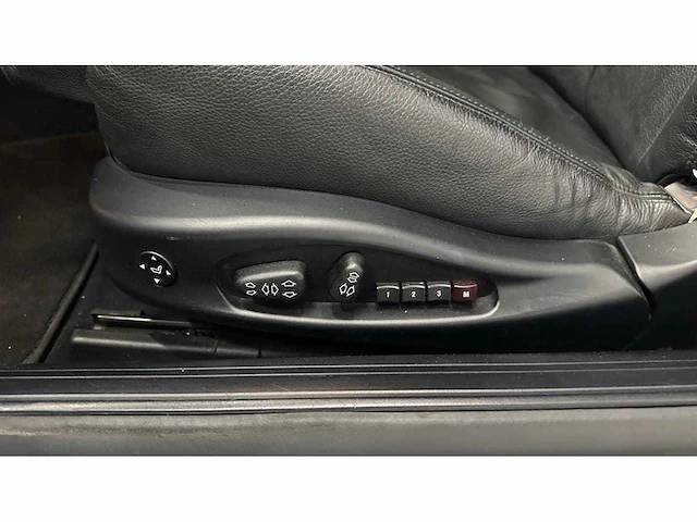 Bmw - 2007 - 6 - personenauto - afbeelding 10 van  24