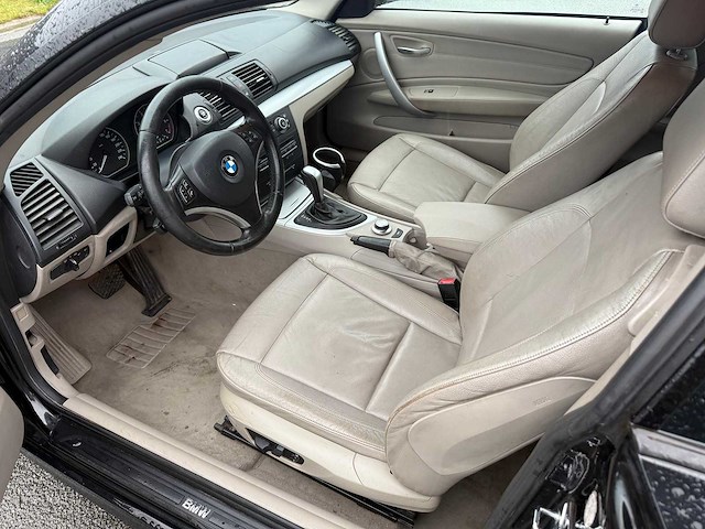 Bmw - 2008 - 118 - personenauto - afbeelding 15 van  29