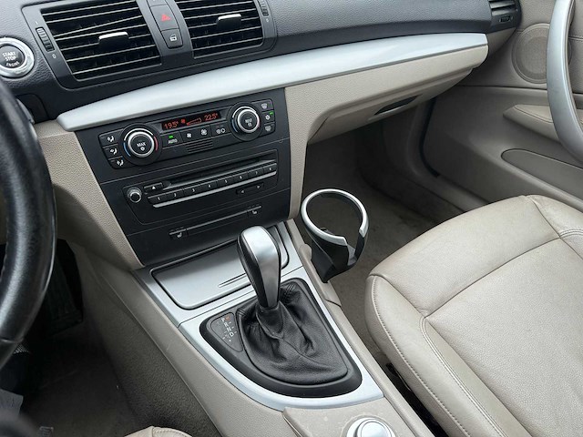 Bmw - 2008 - 118 - personenauto - afbeelding 17 van  29
