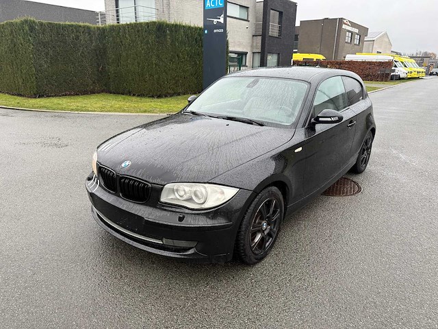 Bmw - 2008 - 118 - personenauto - afbeelding 23 van  29