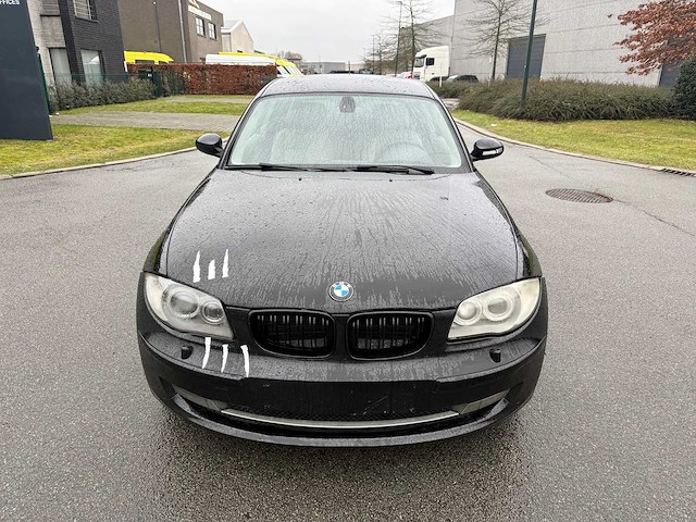 Bmw - 2008 - 118 - personenauto - afbeelding 27 van  29