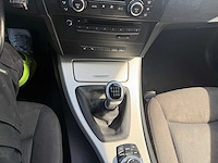Bmw - 2008 - 318 d - - personenauto - afbeelding 13 van  21