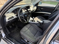 Bmw - 2008 - 318 d - - personenauto - afbeelding 8 van  13