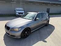 Bmw - 2008 - 318 d - - personenauto - afbeelding 1 van  13