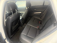 Bmw - 2008 - 318d - personenauto - afbeelding 23 van  27