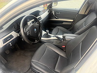 Bmw - 2008 - 318d - personenauto - afbeelding 9 van  27