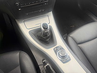 Bmw - 2008 - 318d - personenauto - afbeelding 10 van  27