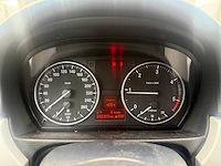 Bmw - 2008 - 318d - personenauto - afbeelding 12 van  27