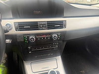 Bmw - 2008 - 318d - personenauto - afbeelding 14 van  27