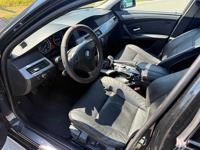 Bmw - 2008 - 520 d - sedan - personenauto - afbeelding 6 van  20