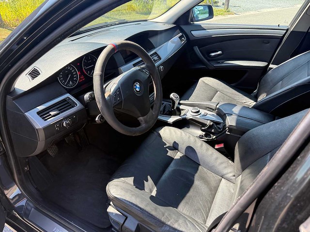 Bmw - 2008 - 520 d - sedan - personenauto - afbeelding 7 van  20